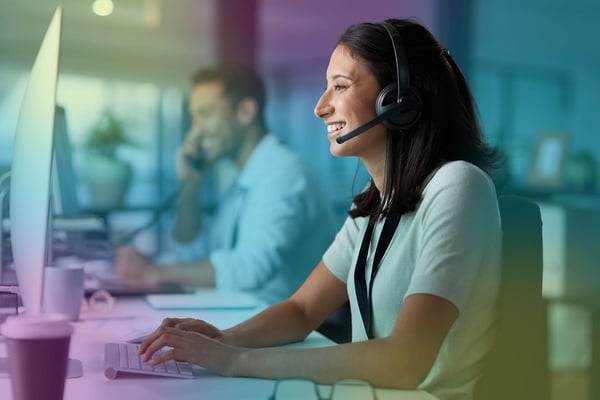 woman-customer-service-phone-computer