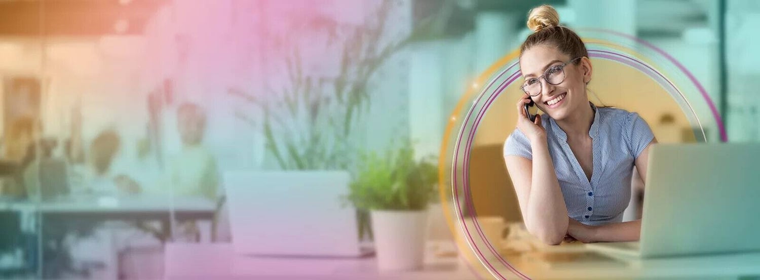 woman-telephone-laptop